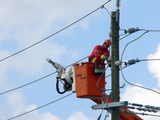 Objetivo, cursos e reciclagem da NR-10 - serviço em sistema elétrico de potência